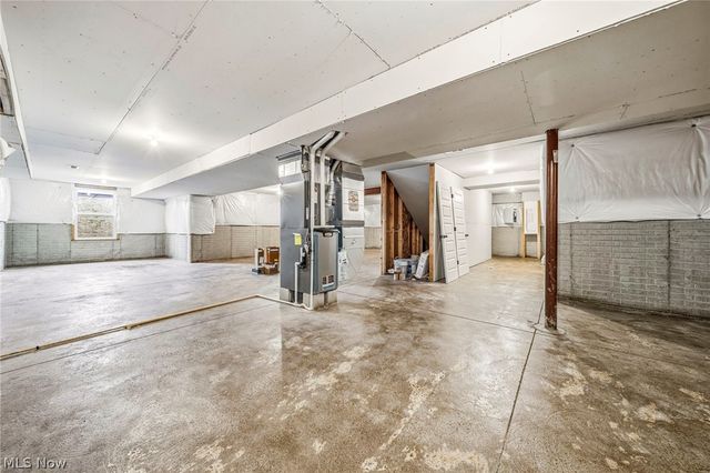 5380 Hawks Nest Circle, Sheffield Village, OH 44054