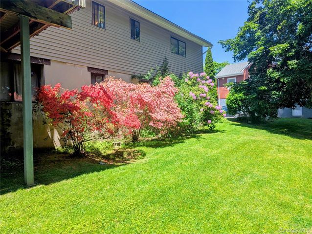 69 Crawford Terrace, New Rochelle, NY 10804