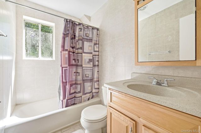 69 Crawford Terrace, New Rochelle, NY 10804
