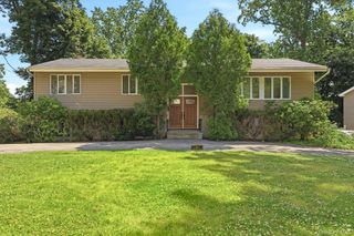 69 Crawford Terrace, New Rochelle, NY 10804