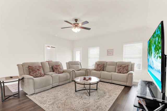 720 Willow View Way, Princeton, TX 75407