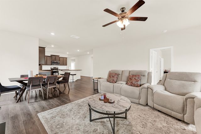 720 Willow View Way, Princeton, TX 75407