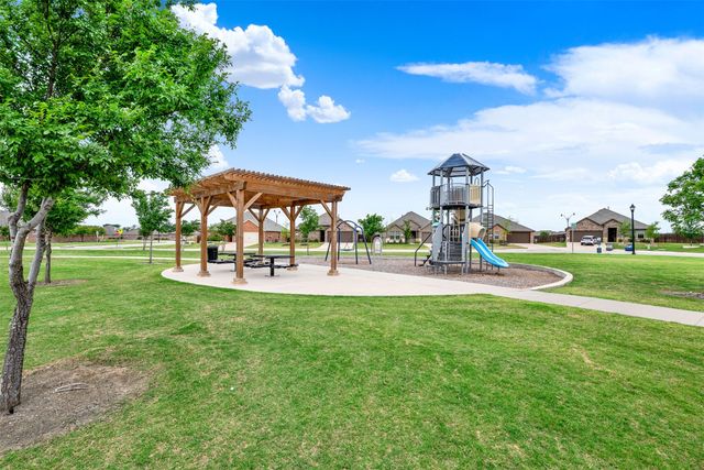 720 Willow View Way, Princeton, TX 75407