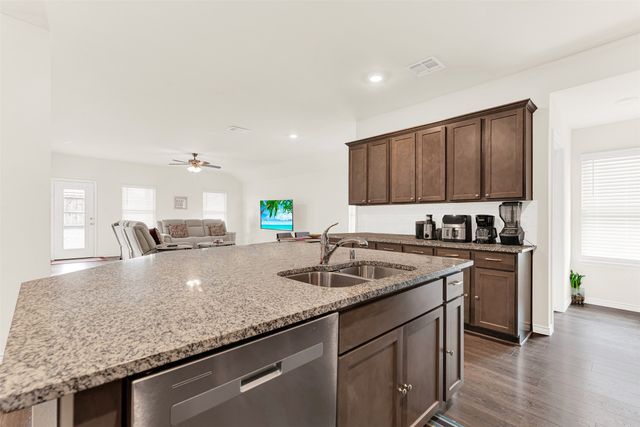 720 Willow View Way, Princeton, TX 75407