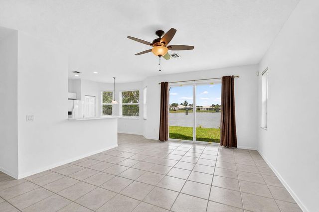 7693 Northtree Way, Lake Worth, FL 33467