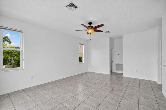7693 Northtree Way, Lake Worth, FL 33467
