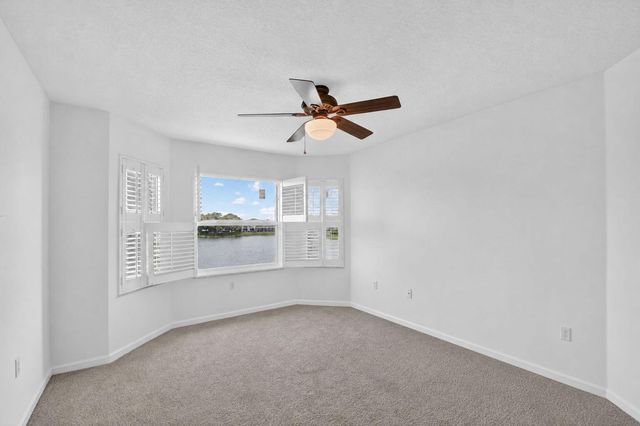 7693 Northtree Way, Lake Worth, FL 33467
