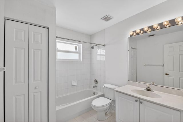 7693 Northtree Way, Lake Worth, FL 33467