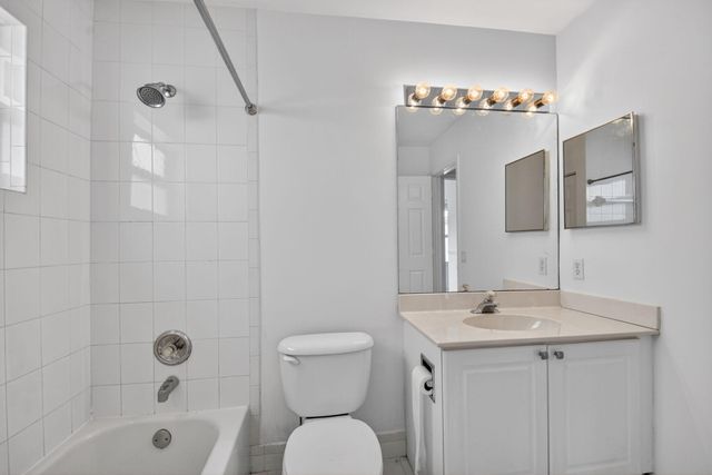 7693 Northtree Way, Lake Worth, FL 33467