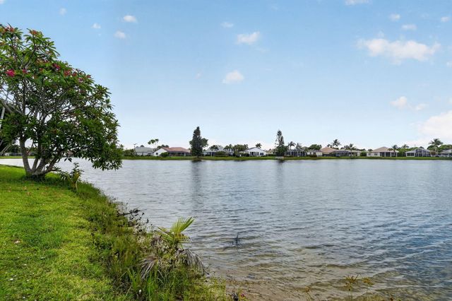 7693 Northtree Way, Lake Worth, FL 33467