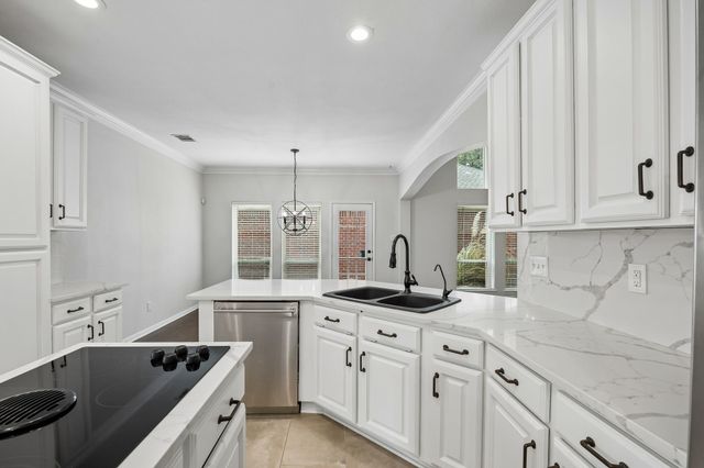 6728 Saddletree Trail, Plano, TX 75023