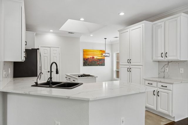 6728 Saddletree Trail, Plano, TX 75023