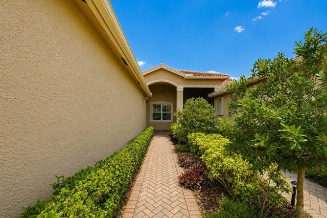 16158 AMETHYST KEY DRIVE, Wimauma, FL 33598