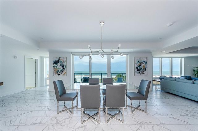 15 AVALON STREET 401, Clearwater Beach, FL 33767