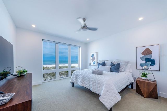 15 AVALON STREET 401, Clearwater Beach, FL 33767