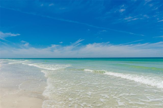 15 AVALON STREET 401, Clearwater Beach, FL 33767