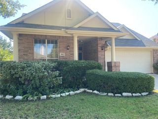 302 Crabapple Drive, Wylie, TX 75098