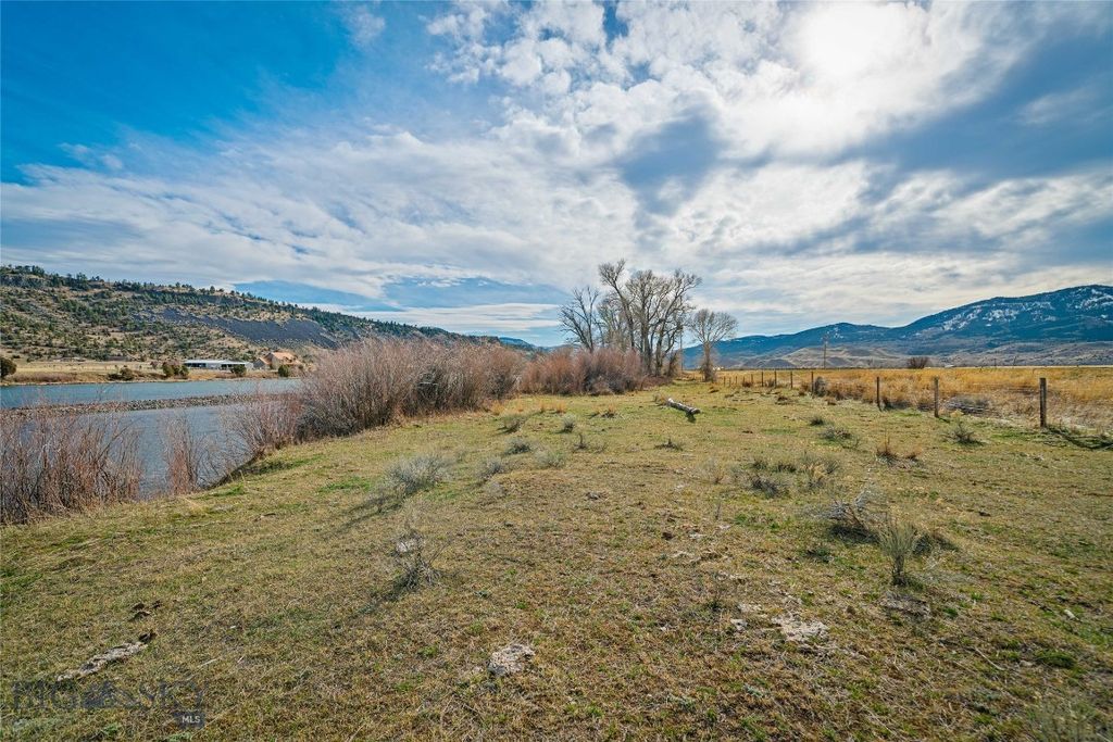 TBD HWY 89, Emigrant, MT 59027 photo 10