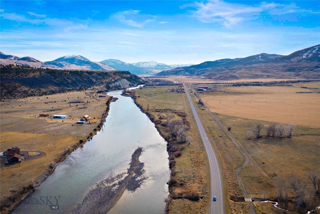 TBD HWY 89, Emigrant, MT 59027 photo 8