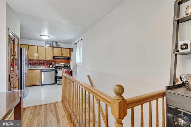 6369 EDSALL RD, Alexandria, VA 22312