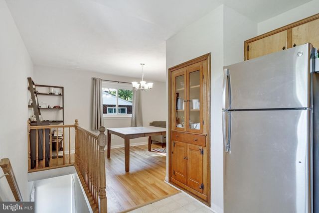 6369 EDSALL RD, Alexandria, VA 22312
