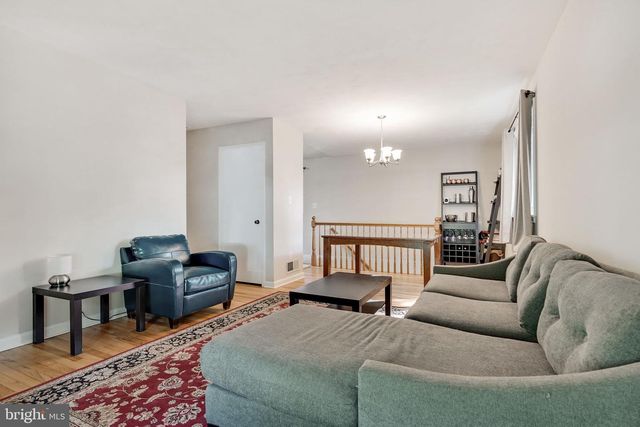 6369 EDSALL RD, Alexandria, VA 22312