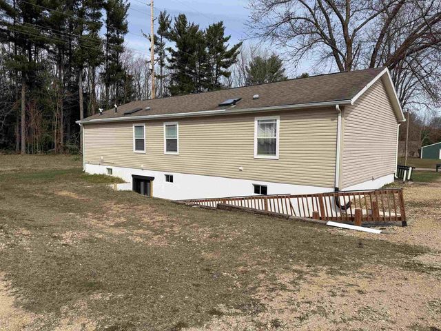 3377 3rd Lane Lane, Oxford, WI 53952