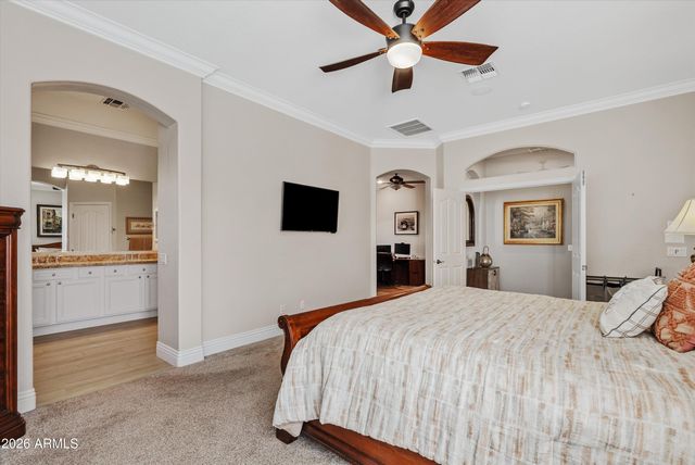 6926 S ST RUBEN Avenue, Gilbert, AZ 85298