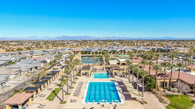 6926 S ST RUBEN Avenue, Gilbert, AZ 85298