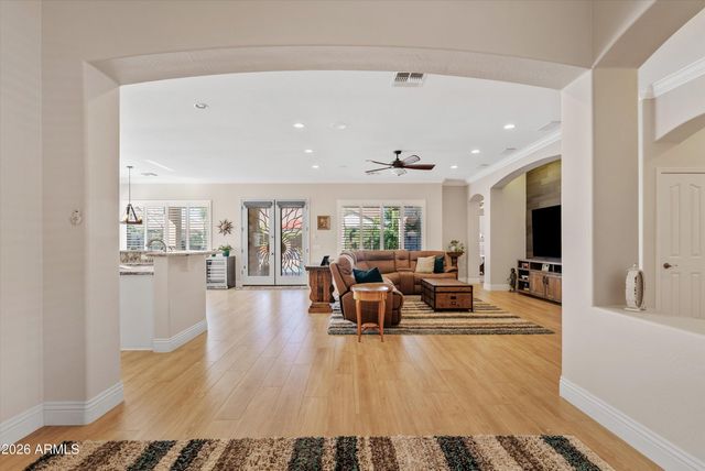 6926 S ST RUBEN Avenue, Gilbert, AZ 85298