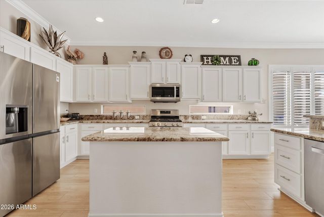 6926 S ST RUBEN Avenue, Gilbert, AZ 85298