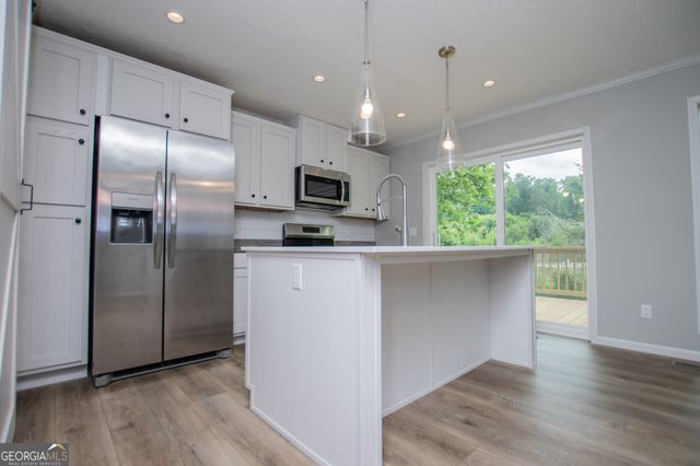 74 Preacher Smith Road SE, Silver Creek, GA 30173