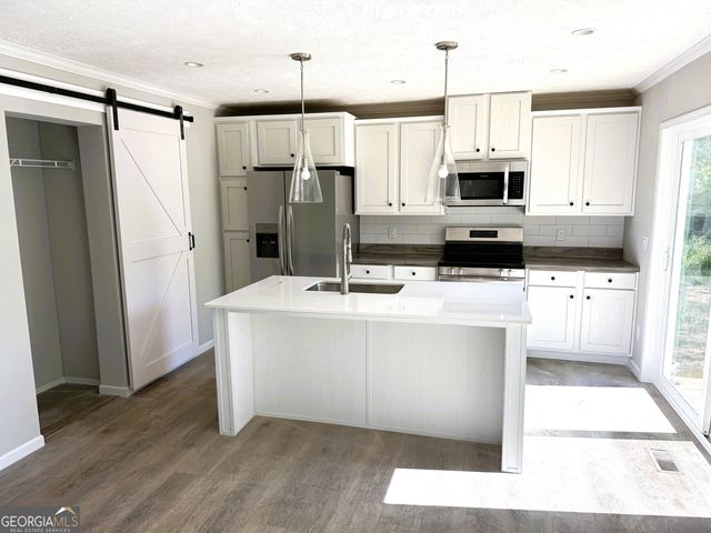 74 Preacher Smith Road SE, Silver Creek, GA 30173