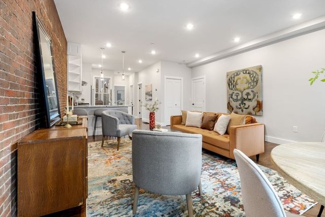 62-64 Elm St 1, Boston, MA 02129