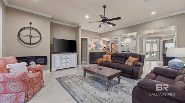 16 Baywalk Drive, Gulf Shores, AL 36542