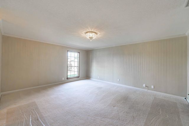 3100 Surrey, Lake Charles, LA 70605
