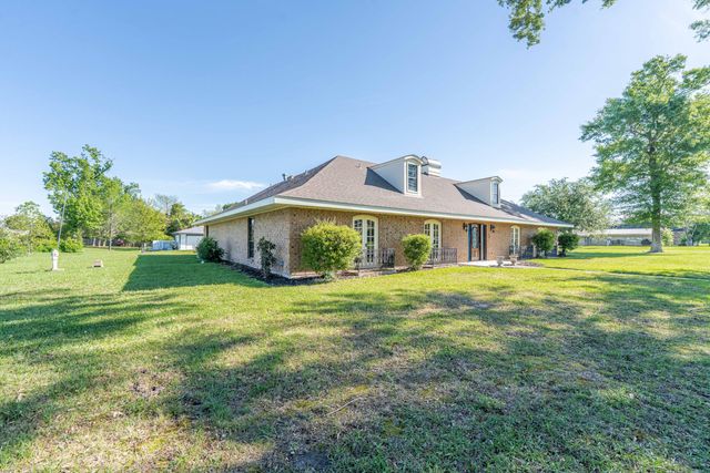 3100 Surrey, Lake Charles, LA 70605