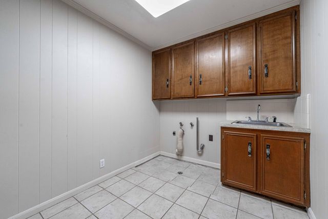 3100 Surrey, Lake Charles, LA 70605