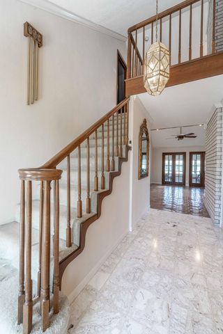 3100 Surrey, Lake Charles, LA 70605