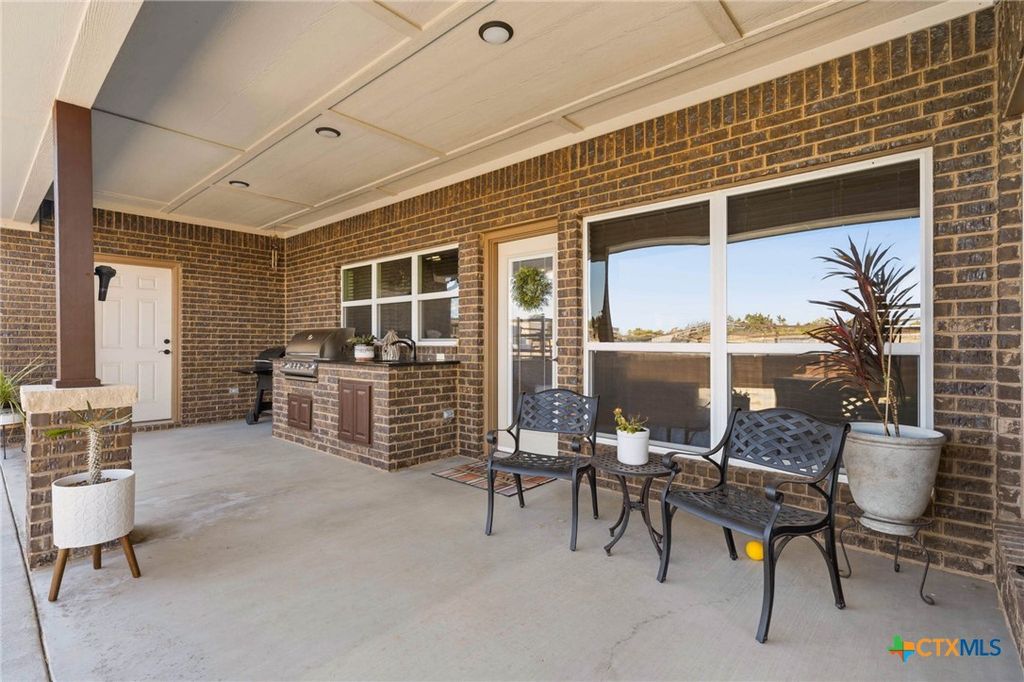 Image 30 of property listing at 417 County Road 60, Gatesville, TX 76528
