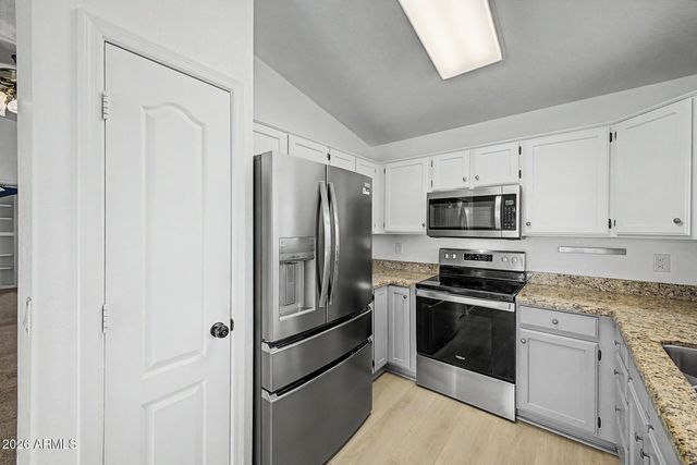 10851 W BEAUBIEN Drive, Peoria, AZ 85373