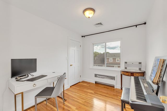 5 Spinney St, Unit 2 2, Boston, MA 02132