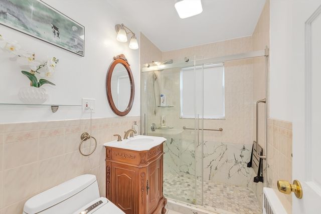 5 Spinney St, Unit 2 2, Boston, MA 02132