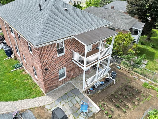 5 Spinney St, Unit 2 2, Boston, MA 02132