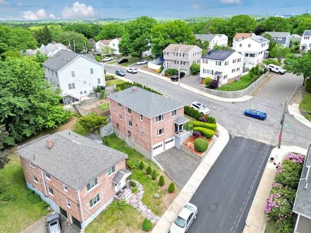 5 Spinney St, Unit 2 2, Boston, MA 02132