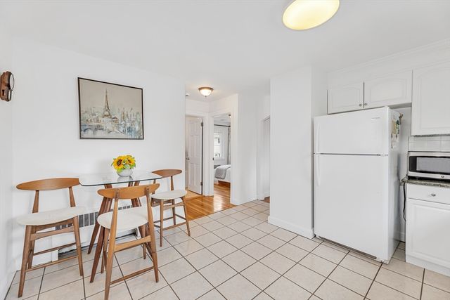 5 Spinney St, Unit 2 2, Boston, MA 02132