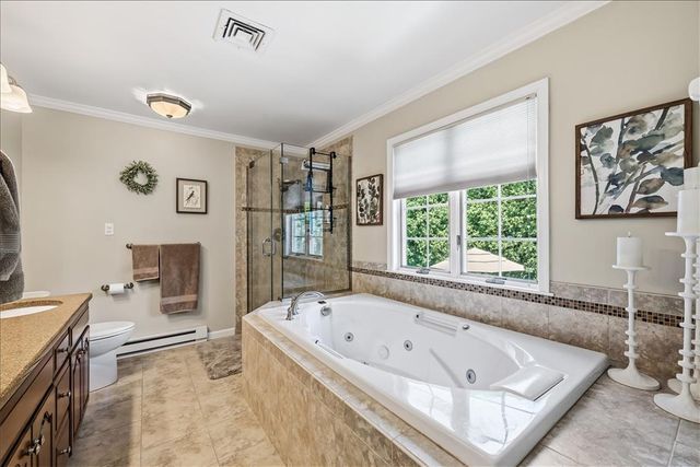 6202 Dove Drive, East Allen Twp, PA 18017