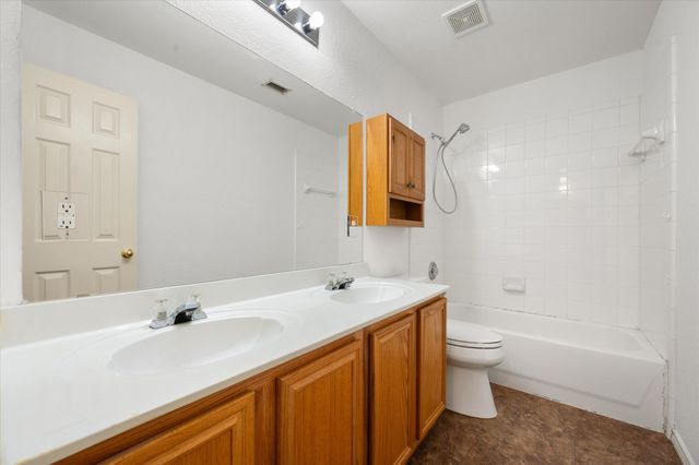 1 Boltes Court, Mansfield, TX 76063