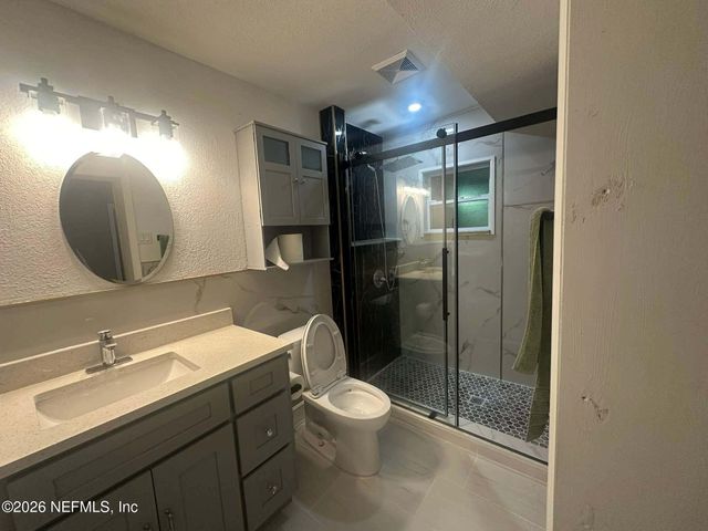 1744 DEBUTANTE Drive, Jacksonville, FL 32246