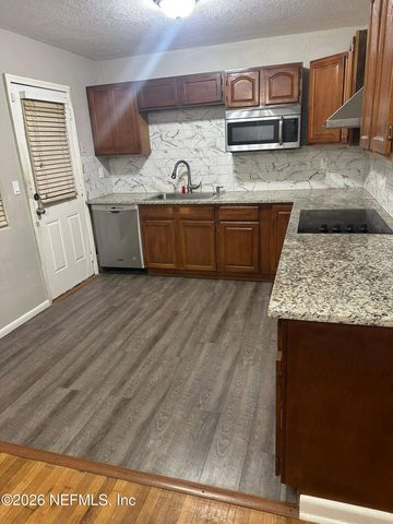 1744 DEBUTANTE Drive, Jacksonville, FL 32246